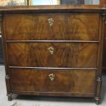 561 2301 CHEST OF DRAWERS